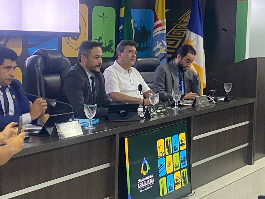 Alfredo Júnior prestigia sessões na Câmara de Araguaína e amplia diálogo com vereadores