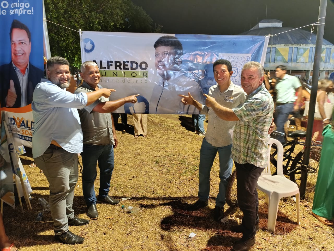 Neurivan Rodrigues e lideranças de Carmolândia reforçam apoio ao grupo de Vicentinho Júnior